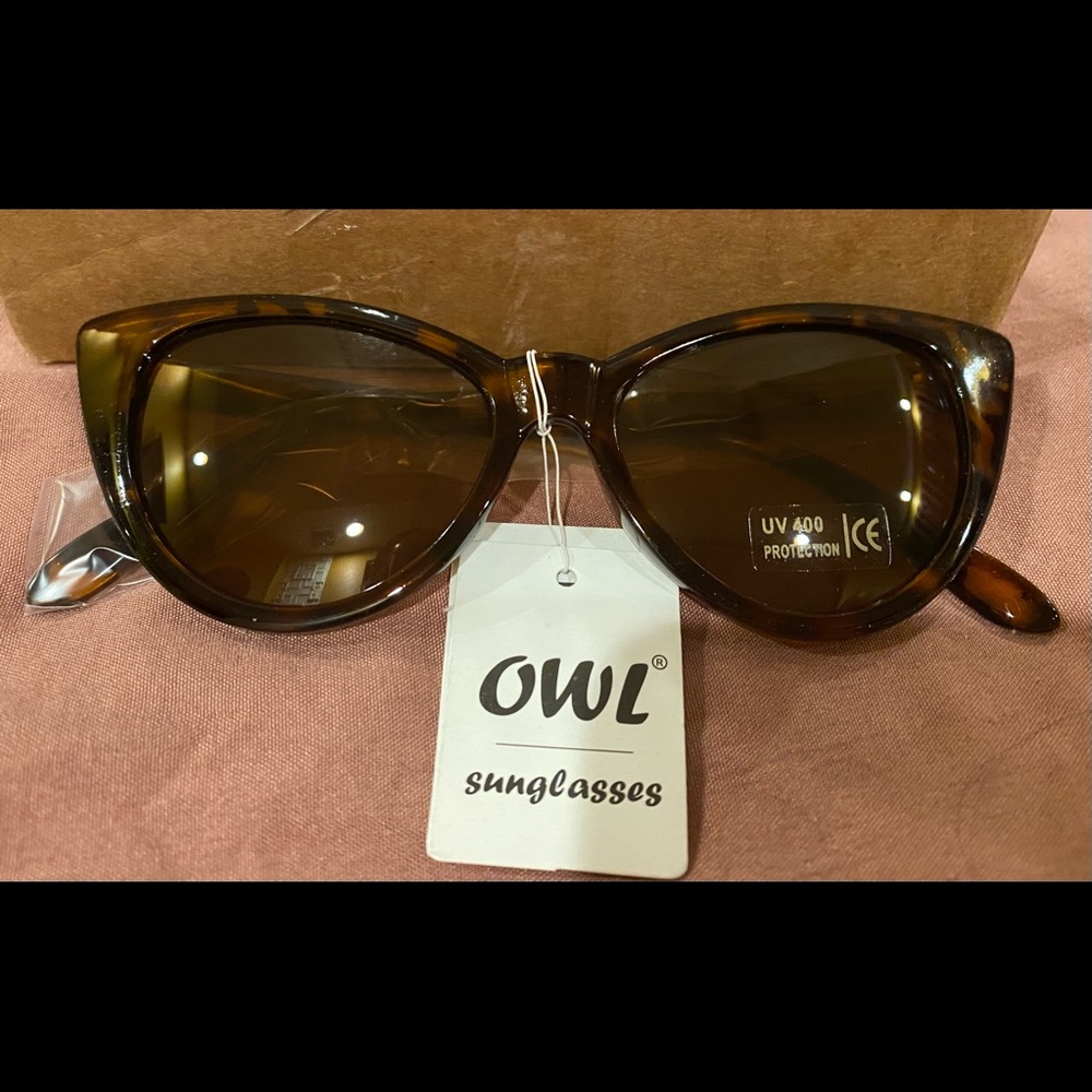 Cat eyes sunglasses